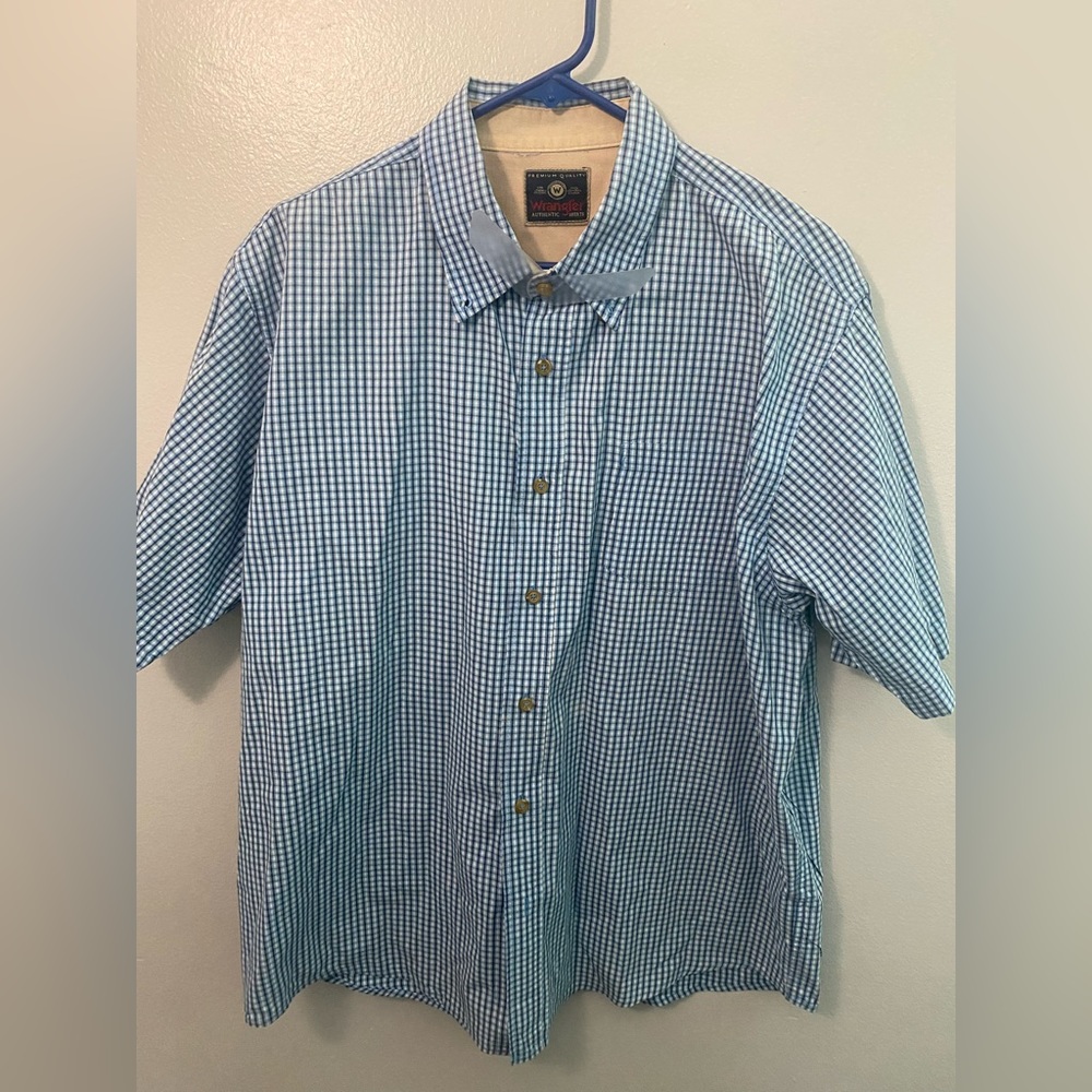Mens Blue Plaid Wrangler Button Down Shirt Large 100% Cotton NWOT